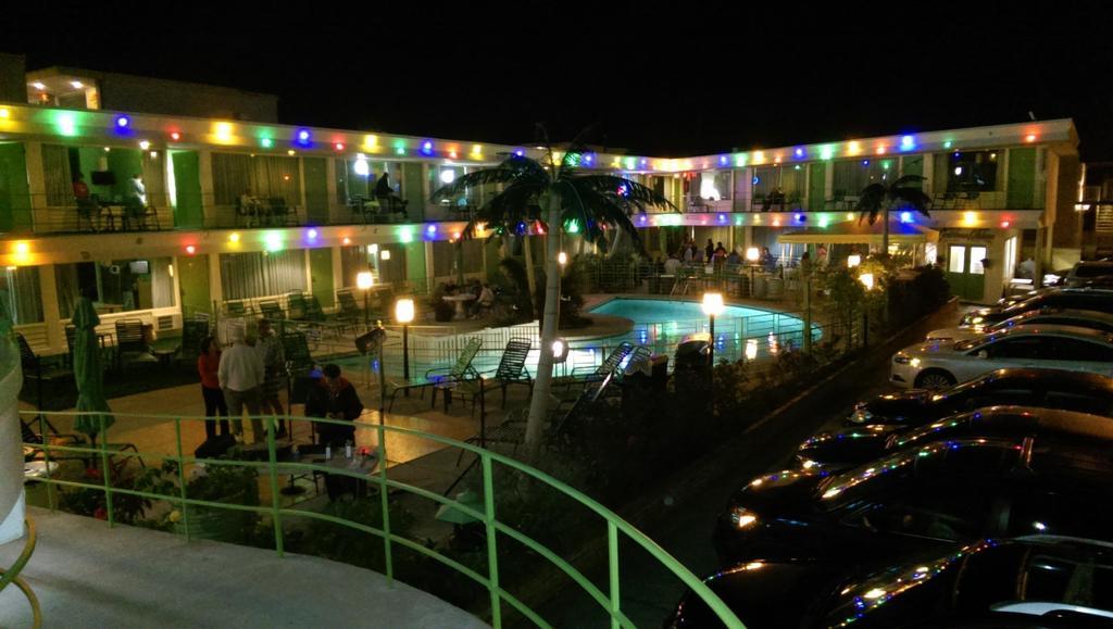 Caribbean Motel Вайлдвуд-Крест Екстер'єр фото